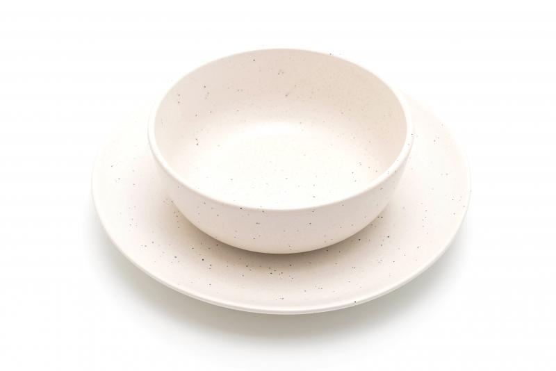 30467456-plate-and-bowl-isolated-on-white-background